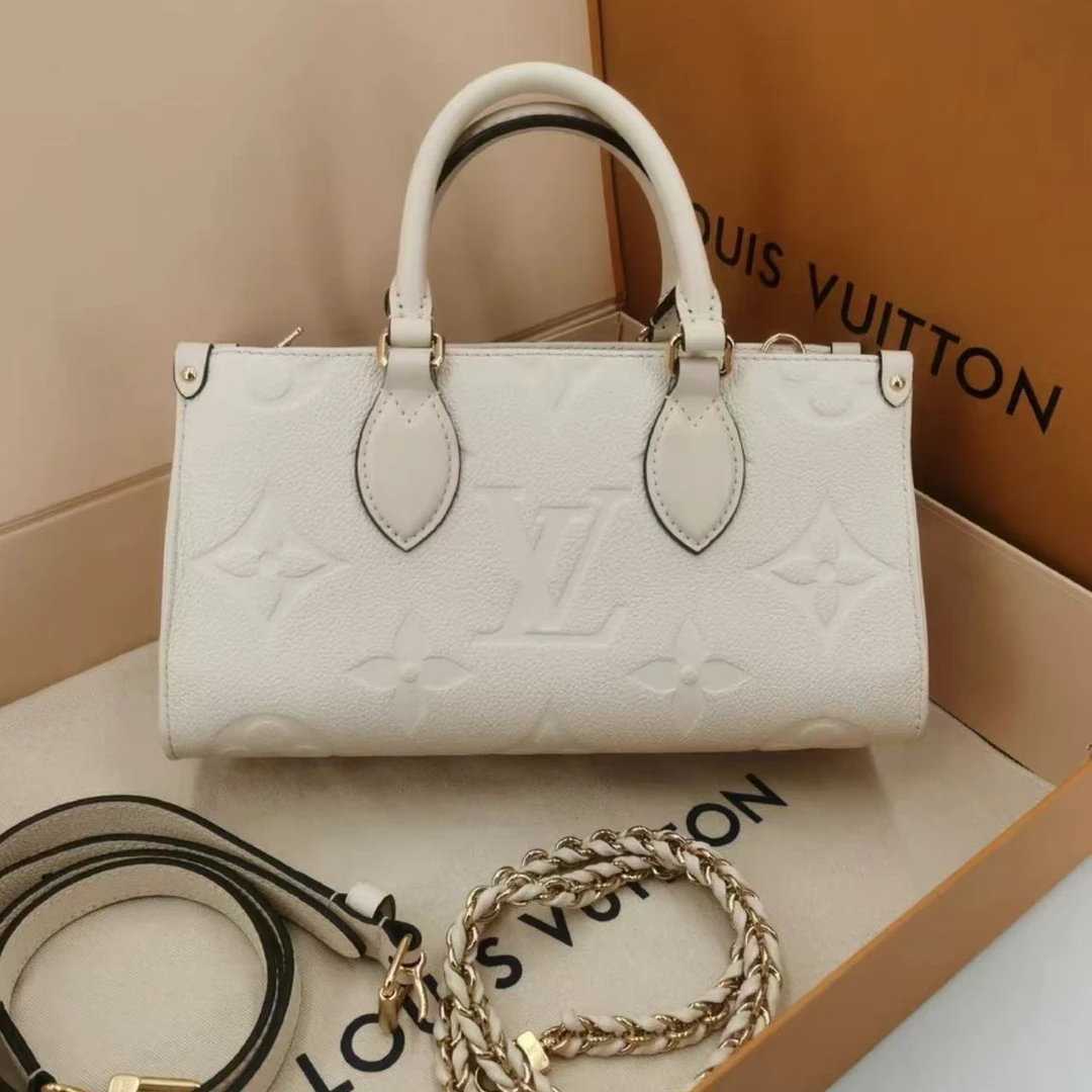 99新 LouisVuitton/路易威登 奶白横版 on the go托特包/13004934