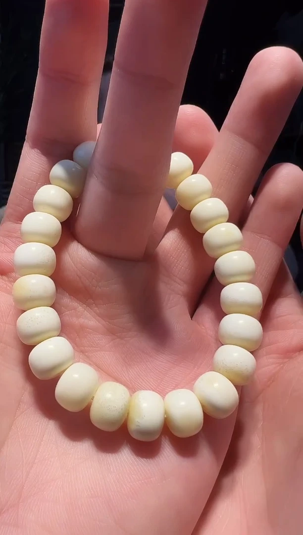 【闪购商品】蜜蜡手链未镶嵌1.0+石膏白手串