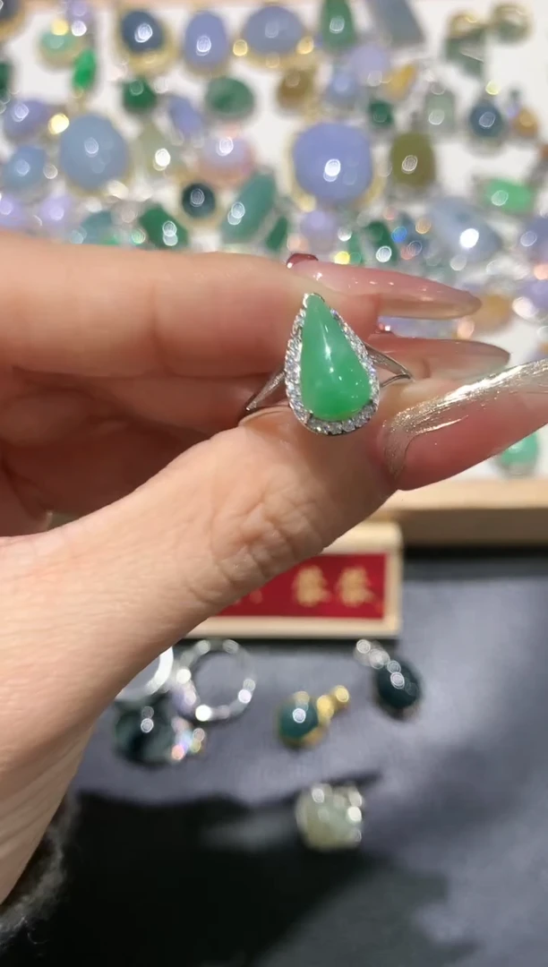 【闪购商品】翡翠吊坠(不含链)银S925镶嵌团购46