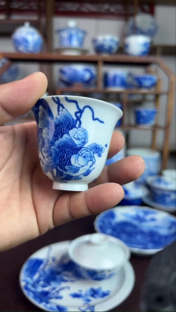 杯子梅子青柴窑鱼主人杯