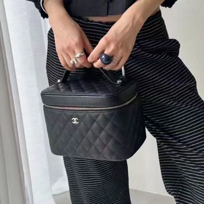 99新 Chanel/香奈儿 /手提包/7827