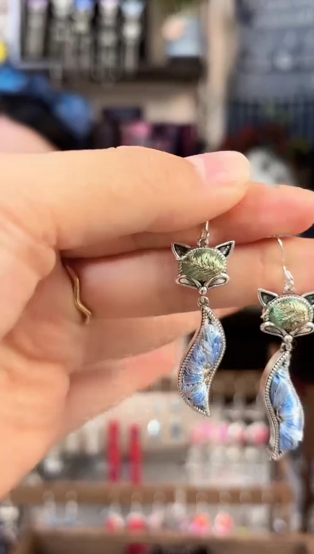 织绣民族风非遗老绣饰品622