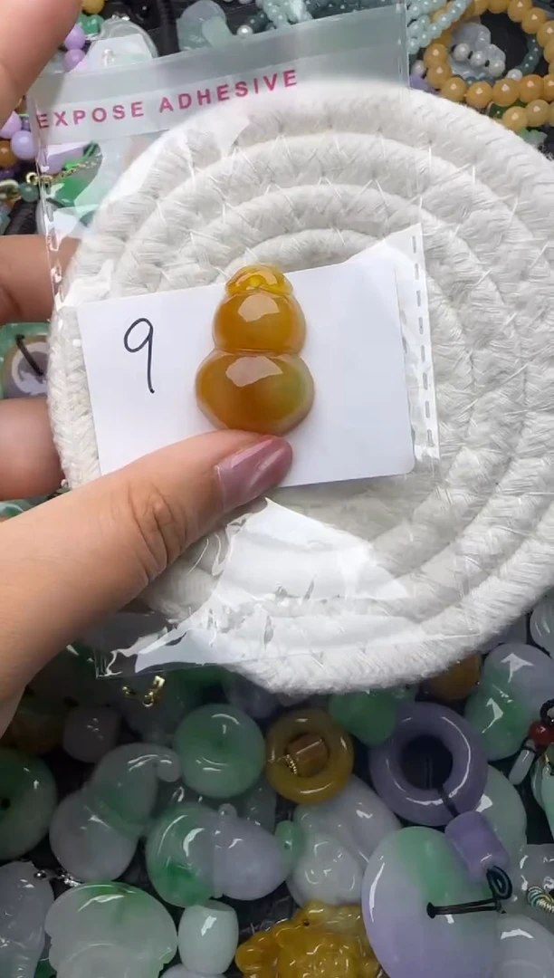 颈饰未镶嵌翡翠缅甸翡翠吊坠