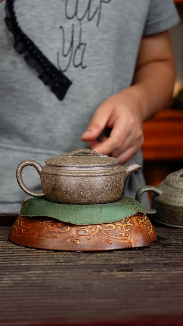 宜兴原矿紫砂壶茶壶宜兴原矿紫砂壶茶壶130C