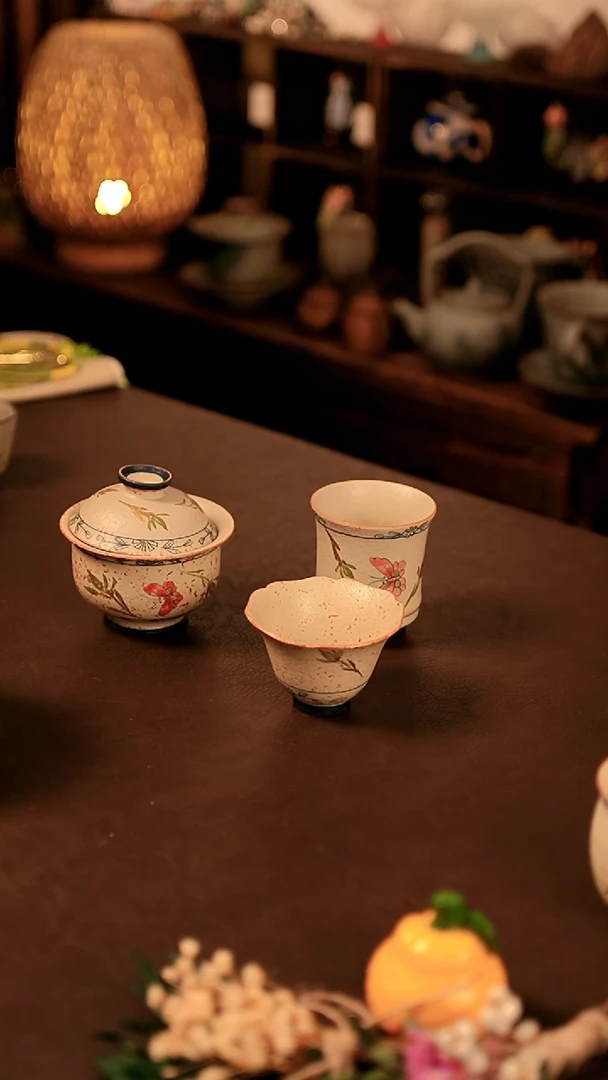 【闪购商品】闪购冲冲冲 青花蝴蝶兰花2凌瓣杯