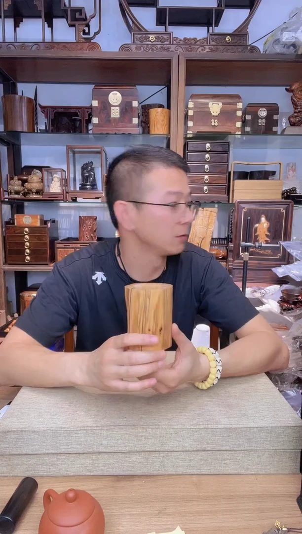 乌木类书架475崖柏随形整木小笔筒