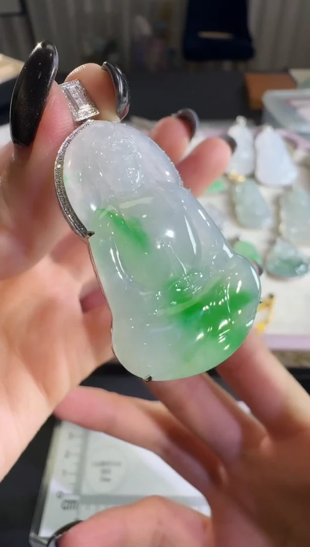 吊坠(不含链)18K金镶嵌翡翠【源头工厂】钻石镶嵌