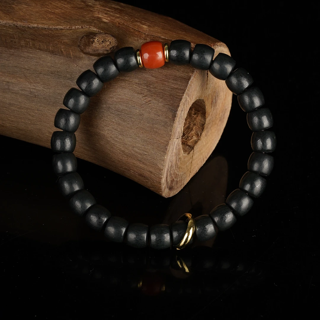 XJ03177二十世纪和田玉桶珠手串