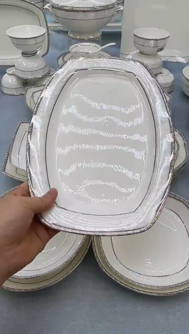 骨瓷 玲珑12方鱼1个