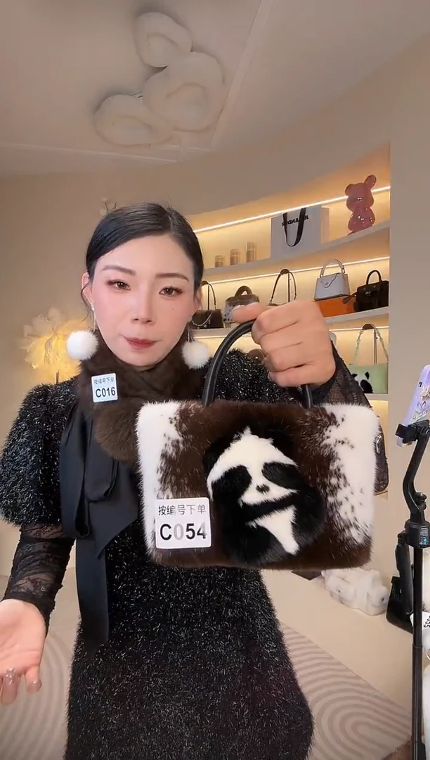 水貂毛【闪购商品】女包C054