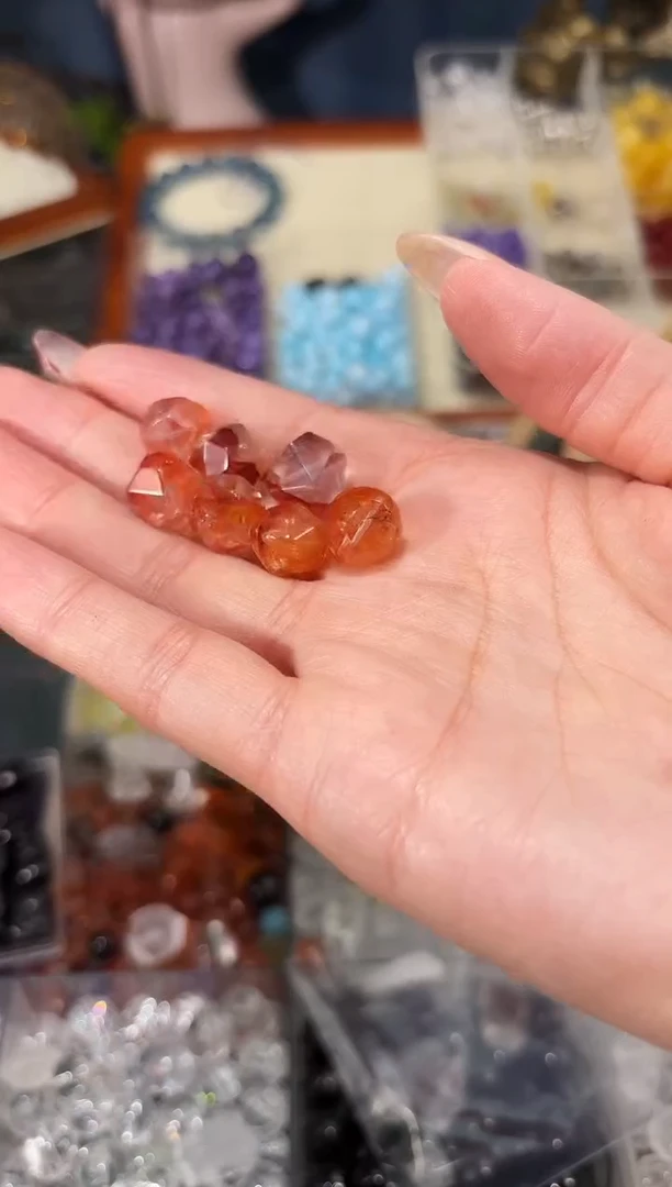 【闪购商品】水晶手串未镶嵌A21胶花切面珠一个