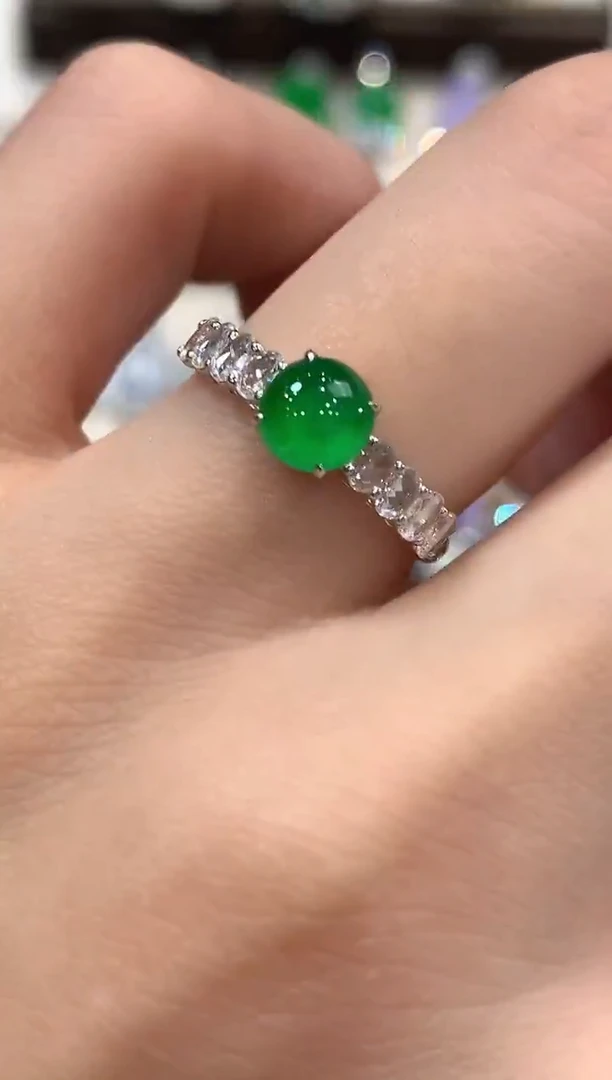 18K金镶嵌戒指翡翠a30