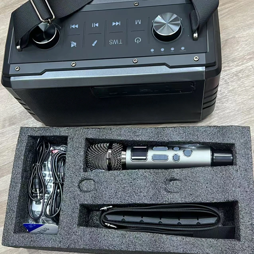 KW9蓝牙户外音响带麦克风