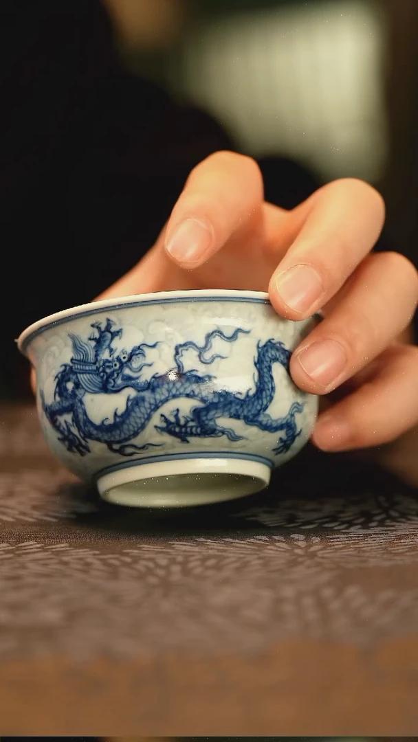 中式仿明淡海水深龙纹炉式