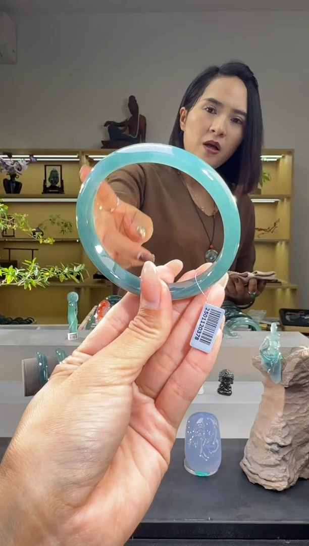 未镶嵌手镯翡翠61圈