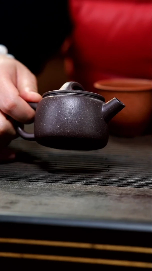 【闪购商品】紫砂茶壶01-半手天青瓦当150cc