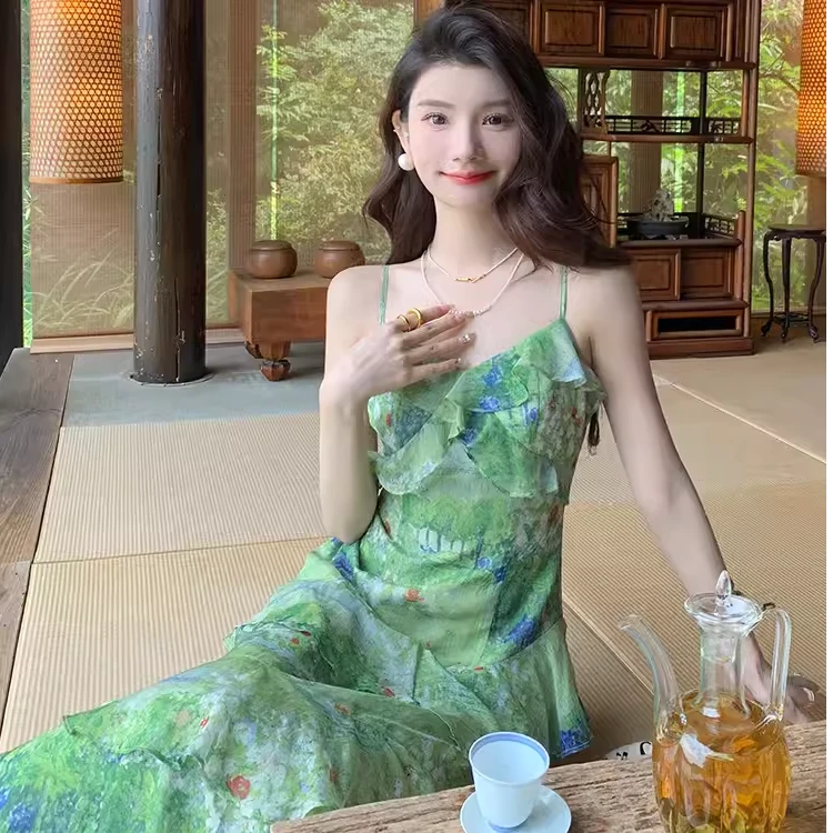 薇宝儿塔塔-【浪漫花序】2025年原创新款显瘦收腰连衣裙-B4157K