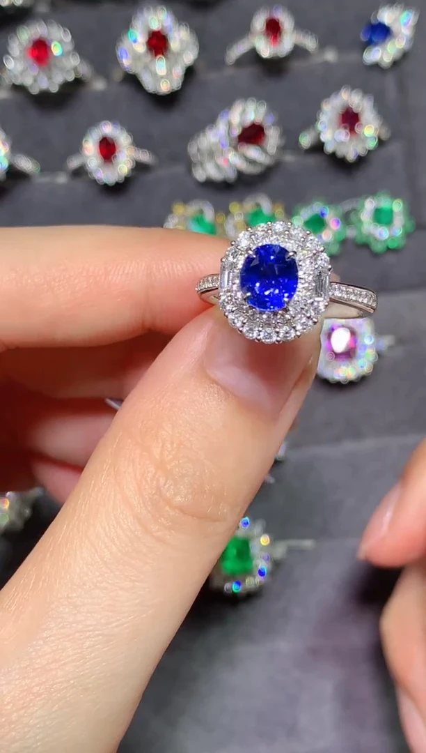 戒指蓝宝石18K金镶嵌1.18CT