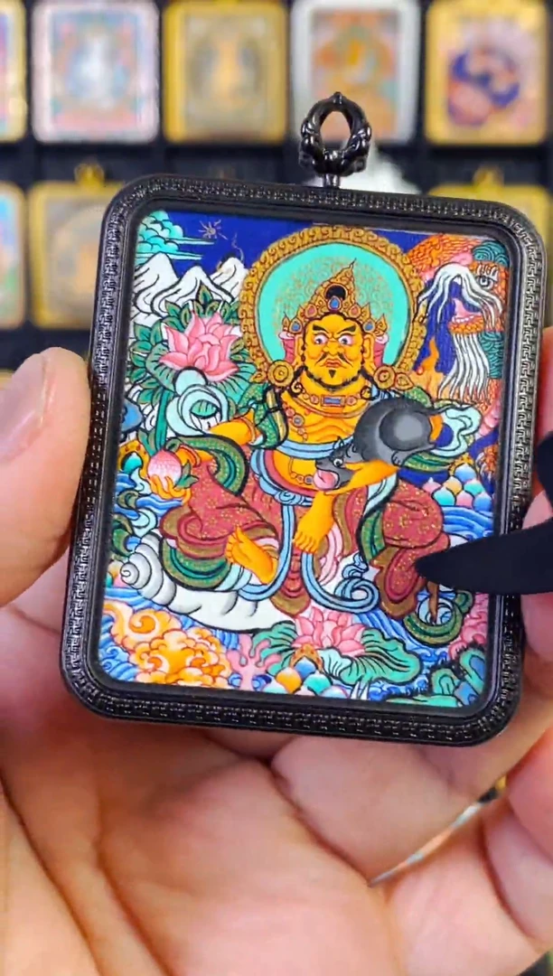 吊坠热贡纯手绘唐卡黄财