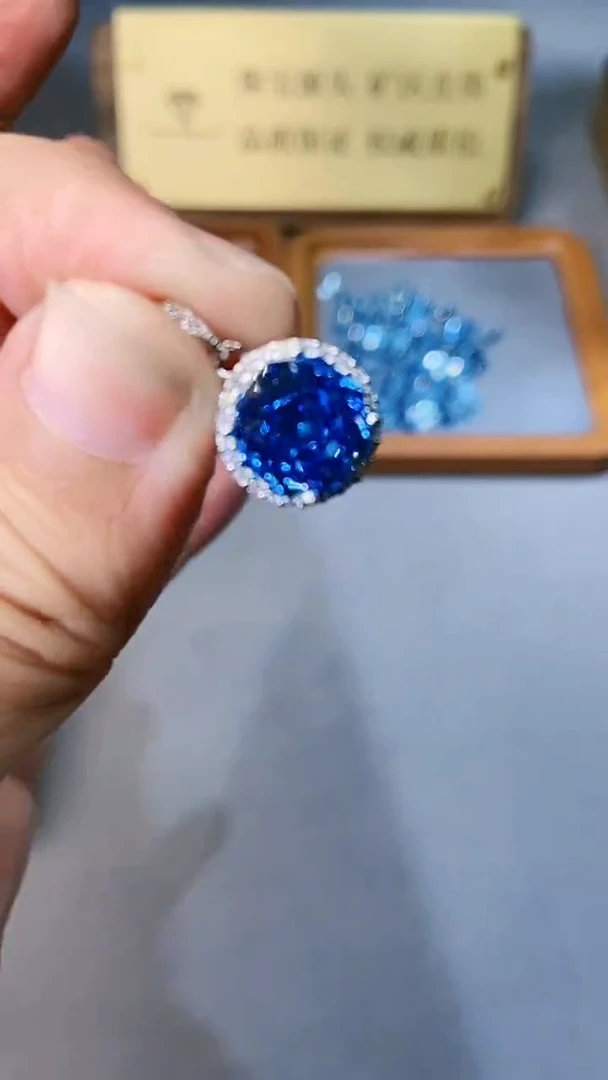 【闪购商品】托帕石颈饰银S925镶嵌354