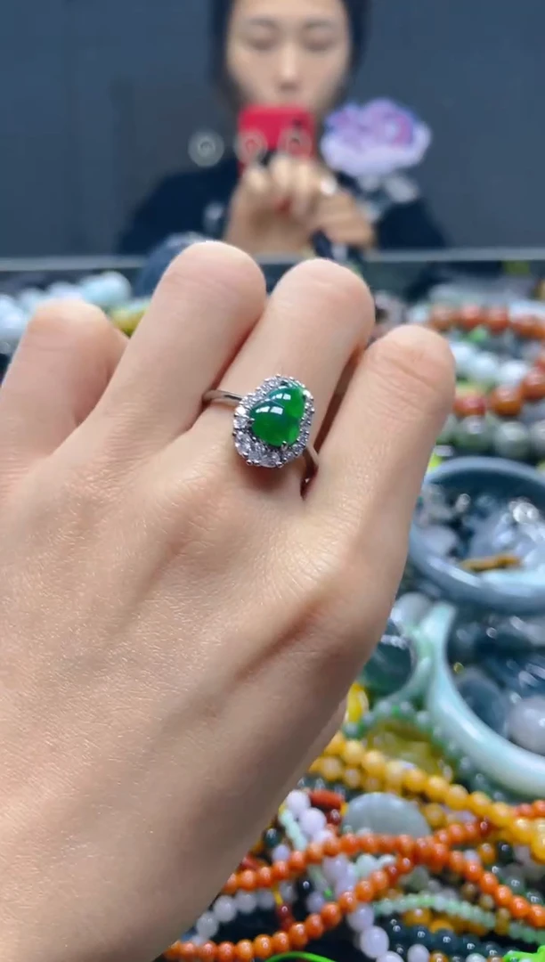 颈饰未镶嵌翡翠/Q/翡翠A货，一件也是批发价