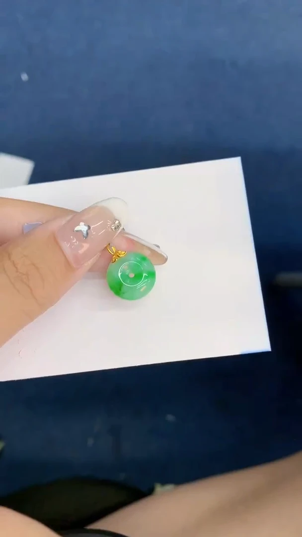 翡翠18K金镶嵌吊坠(不含链)1