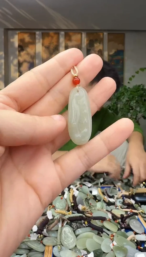 未镶嵌和田玉挂件拍一发一