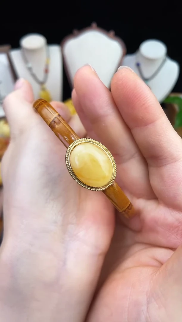 琥珀未镶嵌珠宝奇石柒月