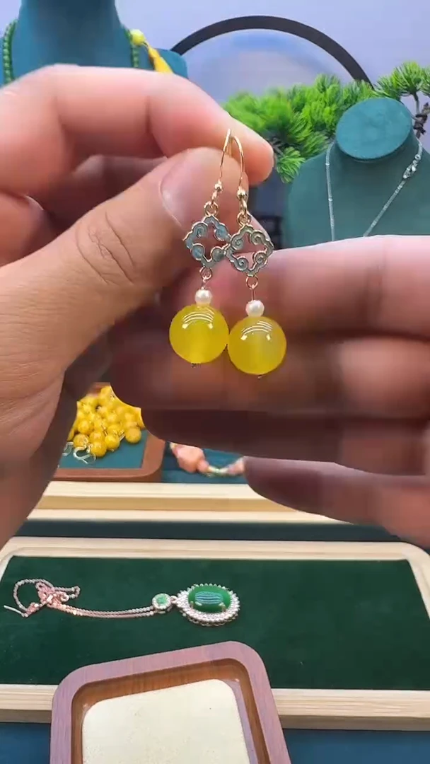 翡翠14K金镶嵌耳饰E55