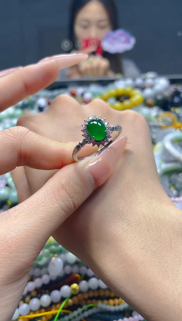 颈饰未镶嵌翡翠/S/翡翠A货，一件也是批发价