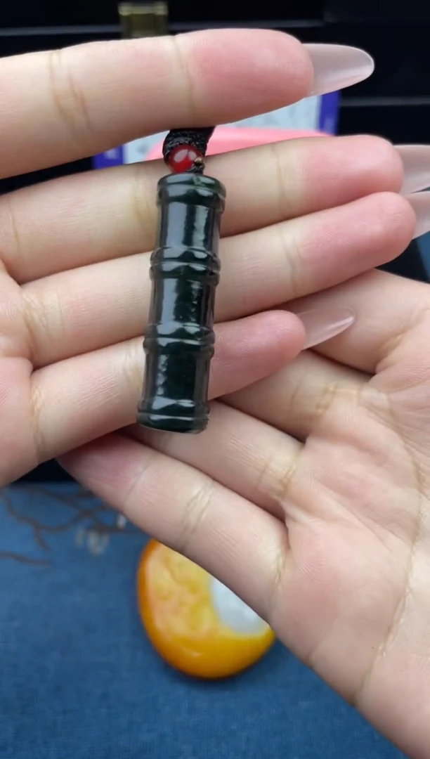 【闪购商品】和田玉吊坠未镶嵌1