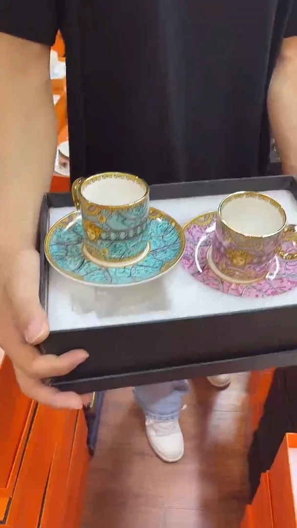 杯鸿辉家品牌瓷器，京东包邮！