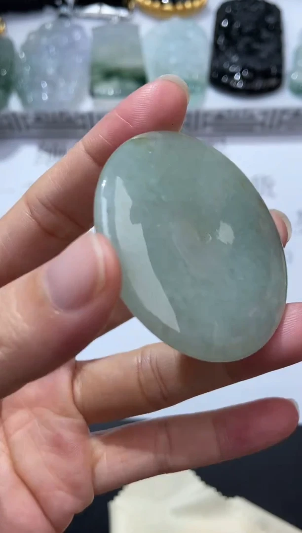 未镶嵌挂件翡翠372432  多人