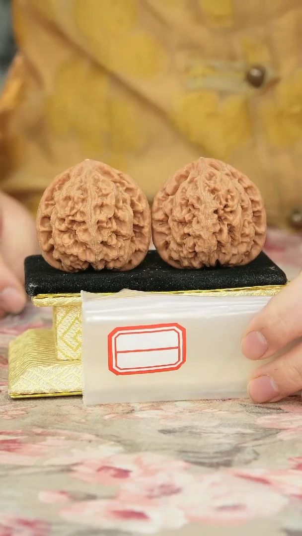 把件文玩核桃非嫁接大粗筋