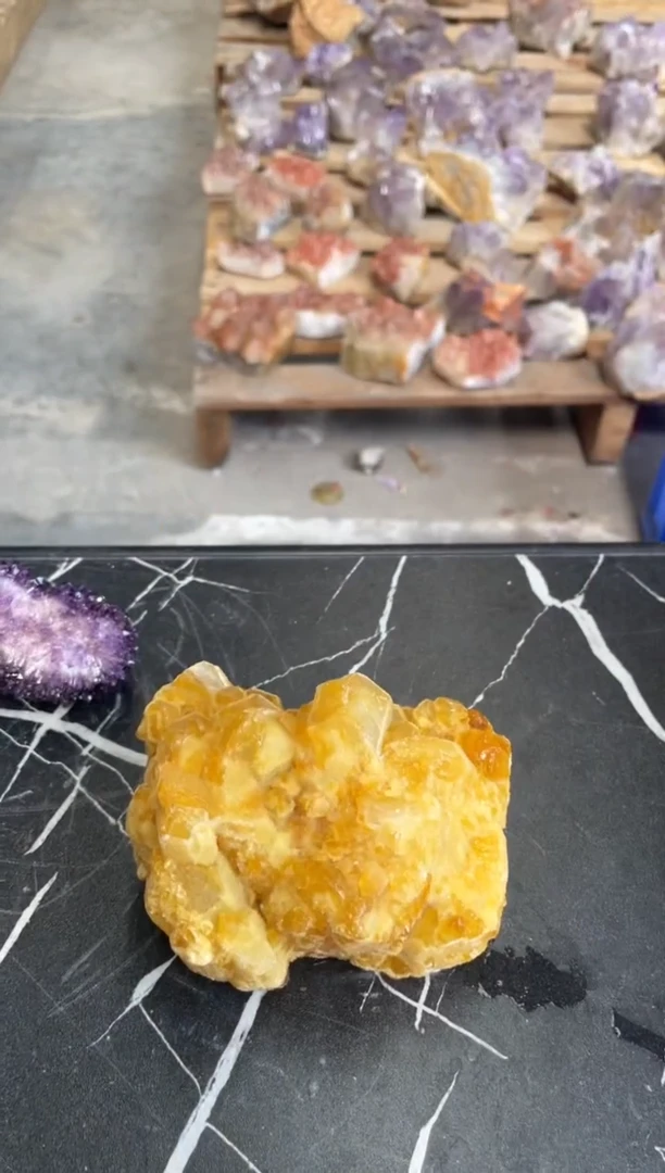 【闪购商品】黄晶原石未镶嵌天然黄水晶原石摆件