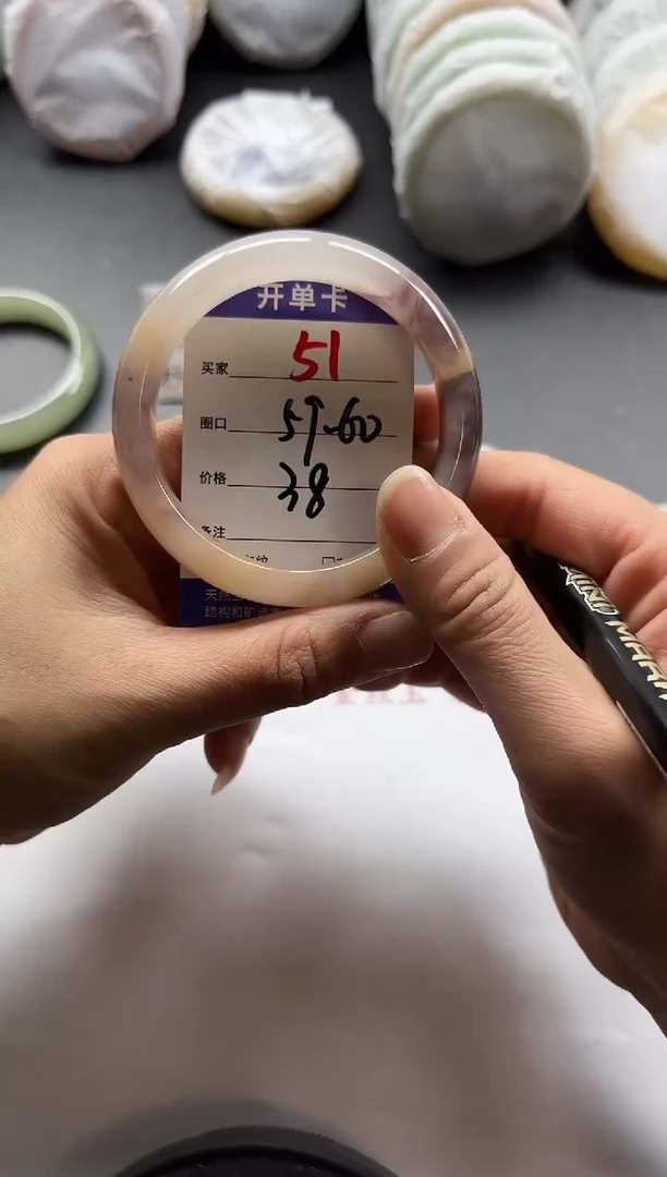 未镶嵌手镯石英质玉51