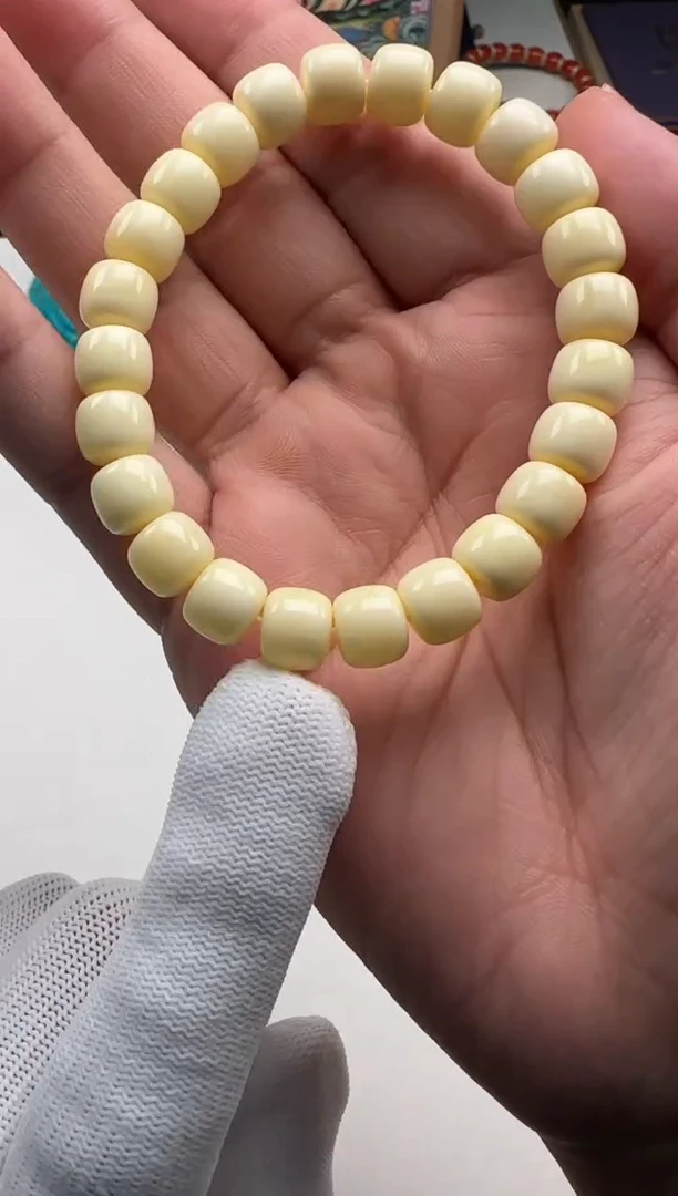 未镶嵌蜜蜡裸石青*手串手串