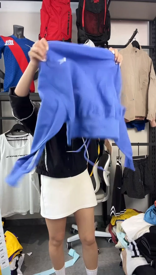 790编码 瑕疵款直播间过款为准 尺码M