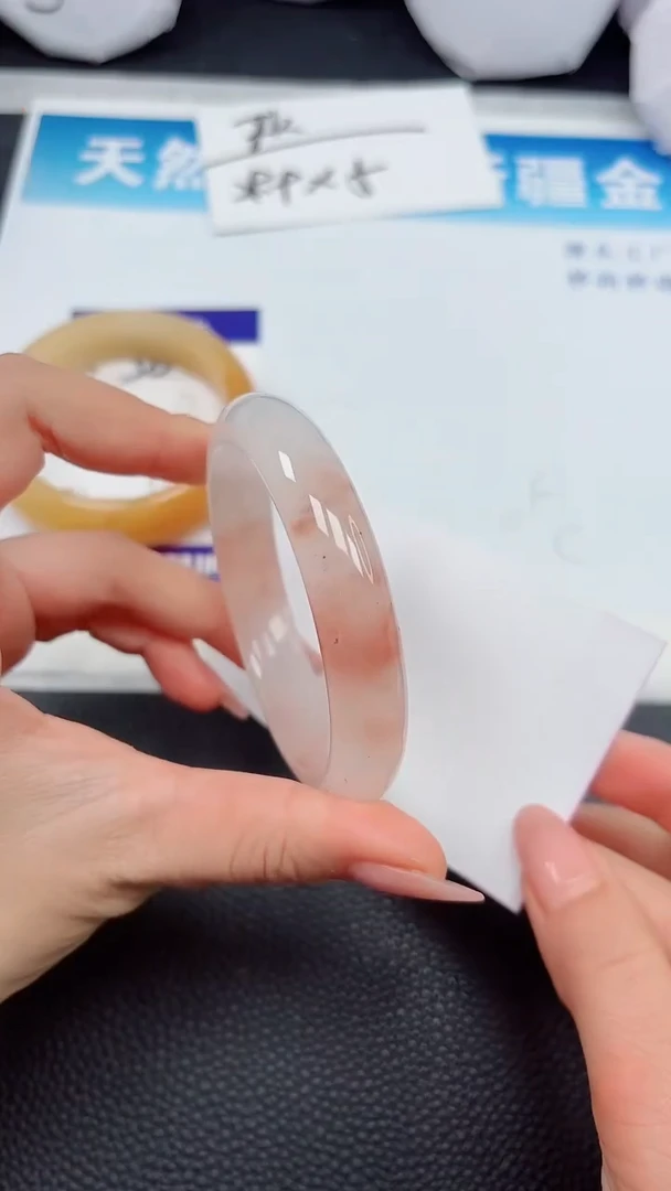 【闪购商品】石英质玉手镯未镶嵌31