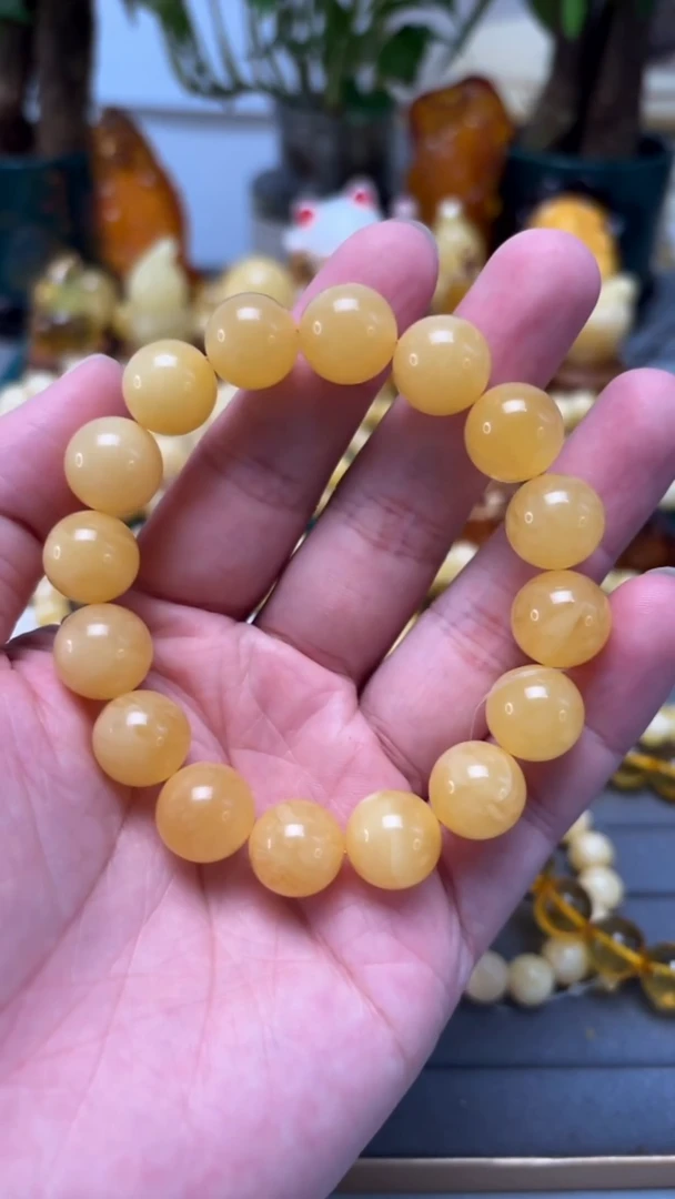 手串蜜蜡未镶嵌p63精品俄料原矿鸡油黄 20.73克 13mm