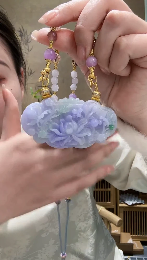 【闪购商品】翡翠颈饰未镶嵌吊坠