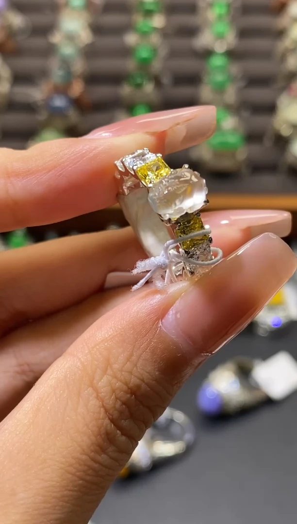 翡翠裸石未镶嵌冰蛋戒面裸石缅甸翡翠-冰貔貅