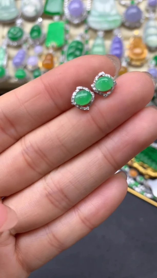 【闪购商品】翡翠颈饰18K金镶嵌285中国好珍宝