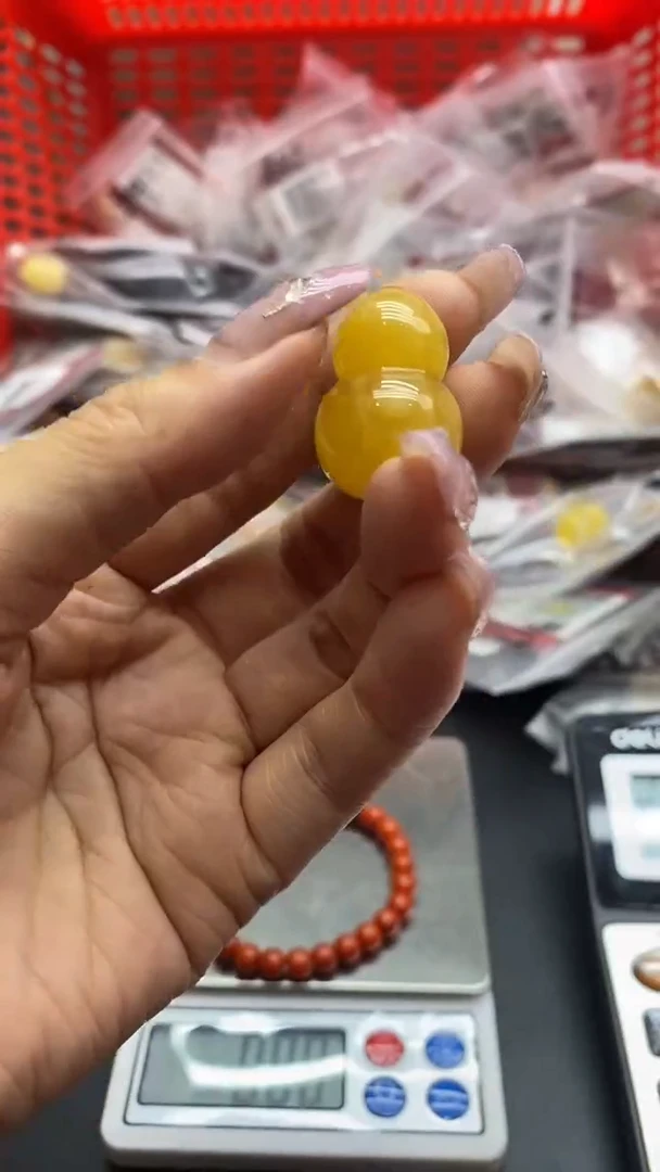 琥珀未镶嵌珠宝奇石117