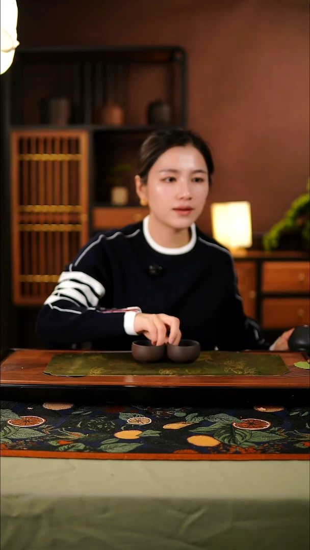 天****42有叶脉纹小杯·········