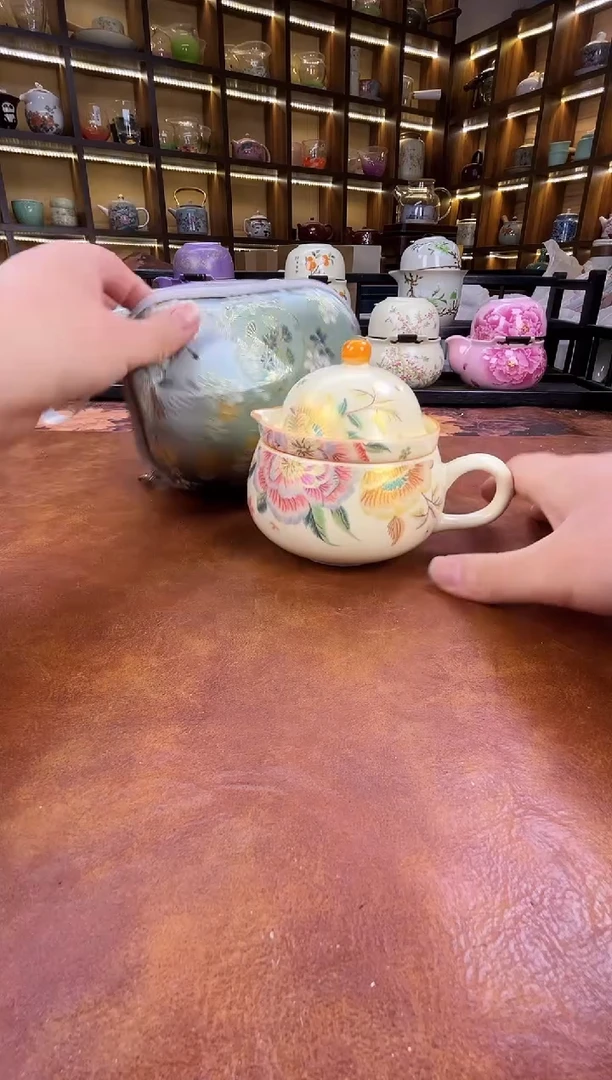 瓷片刺绣牡丹茶咖杯+刺绣包