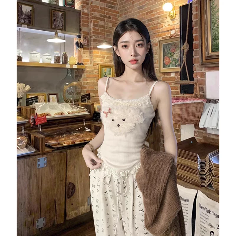 可爱系甜美蕾丝边毛绒狗狗吊带 270高克重带胸垫 SS8803#