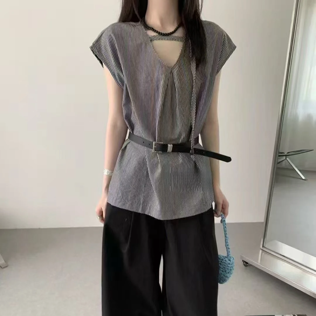 米满满-珂珂严选（1060#）韩系气质V领条纹设计感上衣