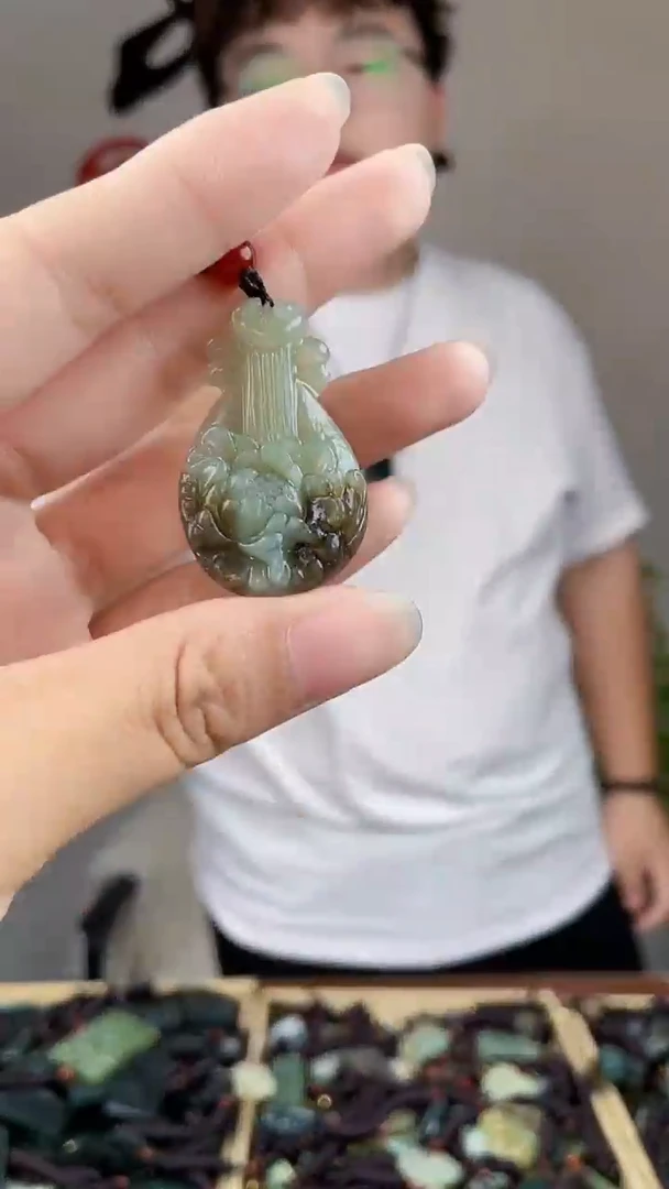 和田玉未镶嵌挂件拍一发一，多样性发货