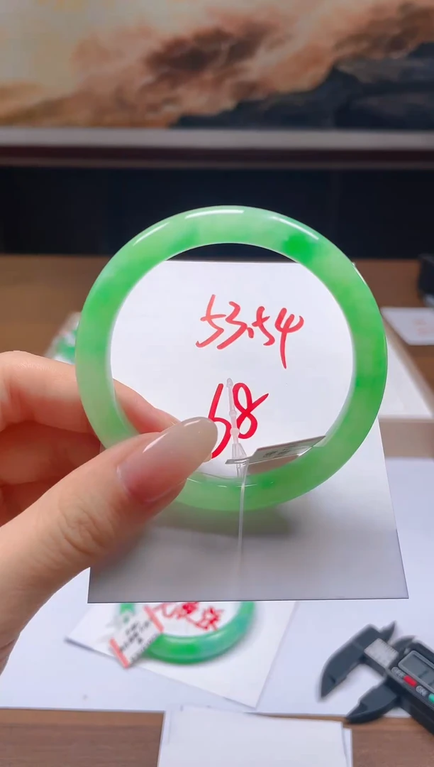 未镶嵌手镯翡翠7